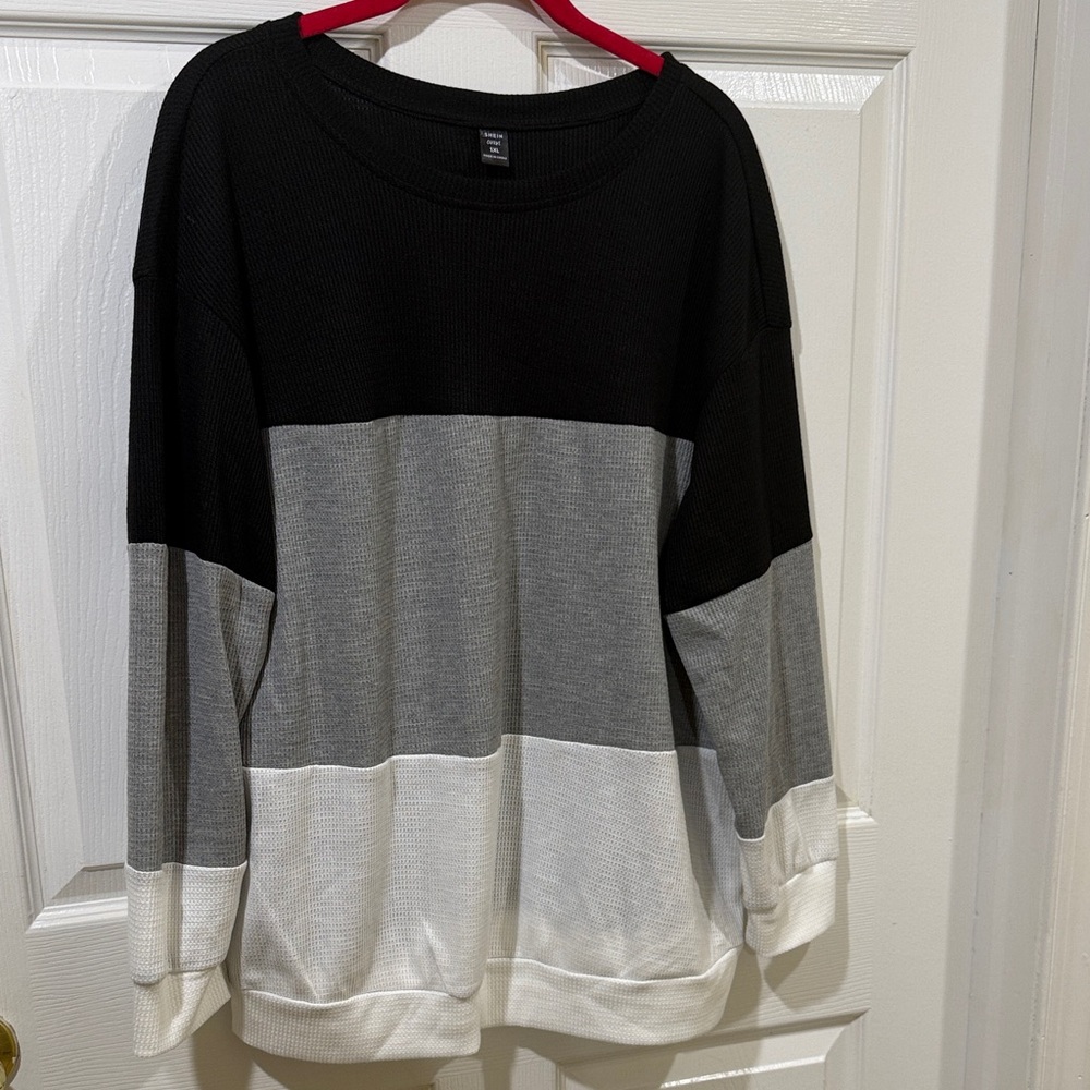 SHEIN Women's Colorblock Crewneck Top - Black, Gray, White 1XL - Picture 1 of 3